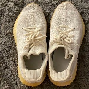 Yeezy Boosts 350 v2 cream white